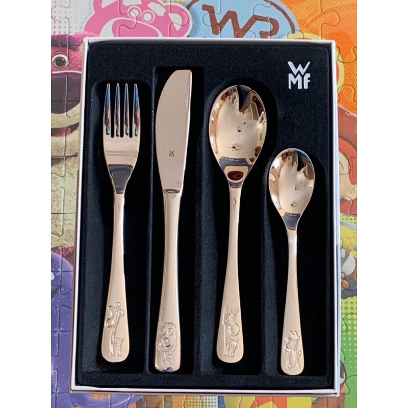 Cubiertos infantiles animales y grabados con texto